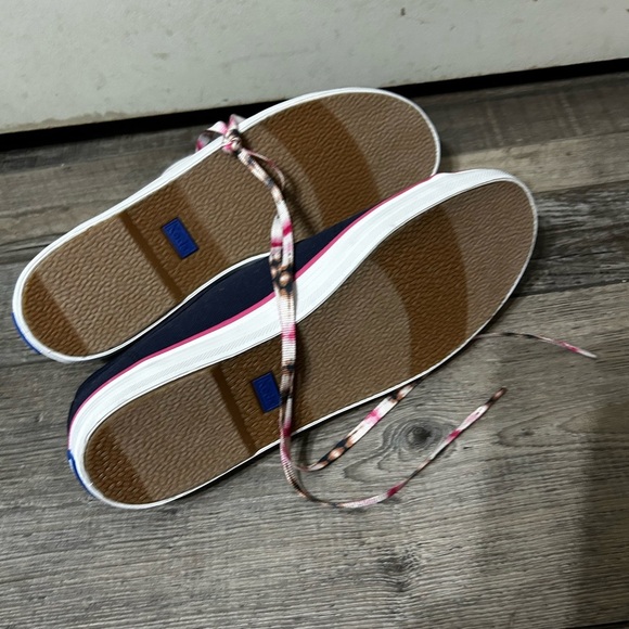 Keds x Elizabeth and James collab Navy Sneakers with Pink Accents - Picture 9 of 10